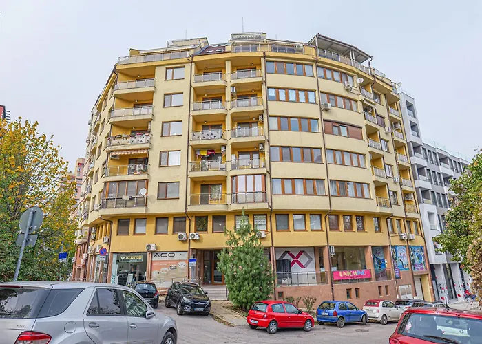 Panoramic Terrace City View Suite In Sofia Center